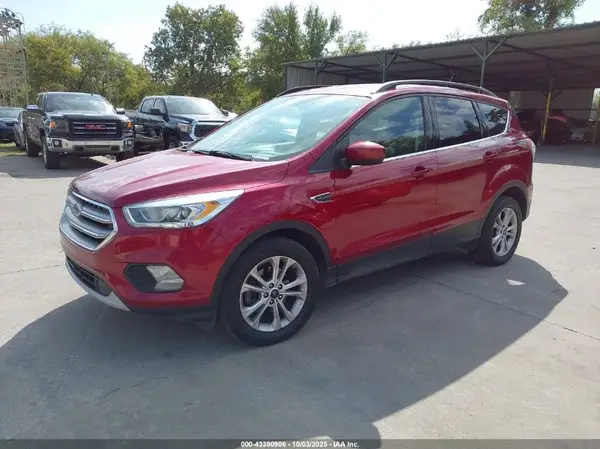1FMCU0GD7HUB41237 2017 FORD ESCAPE - Image 2