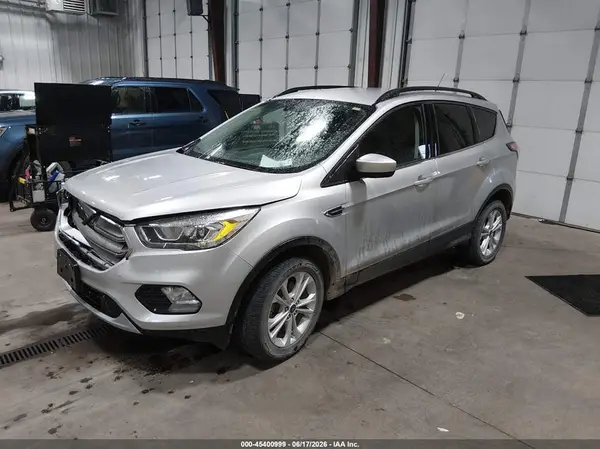 1FMCU0GD7HUB43831 2017 FORD ESCAPE - Image 2