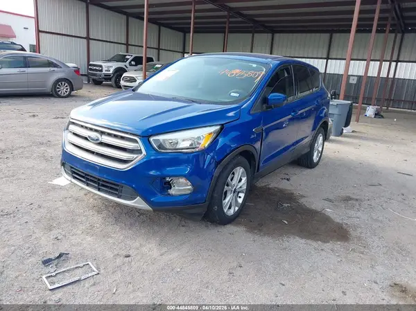 1FMCU0GD7HUB51833 2017 FORD ESCAPE - Image 2