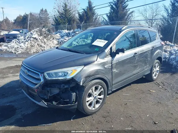 1FMCU0GD7HUB64615 2017 FORD ESCAPE - Image 2
