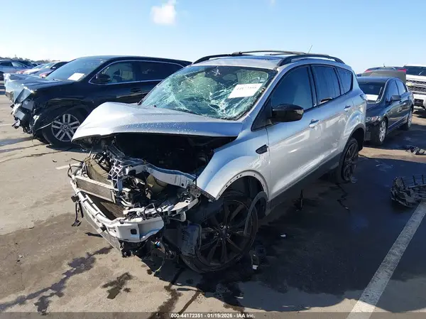 1FMCU0GD7HUB71936 2017 FORD ESCAPE - Image 2