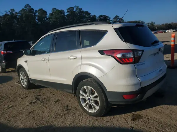 1FMCU0GD7HUB73993 2017 FORD ESCAPE - Image 2