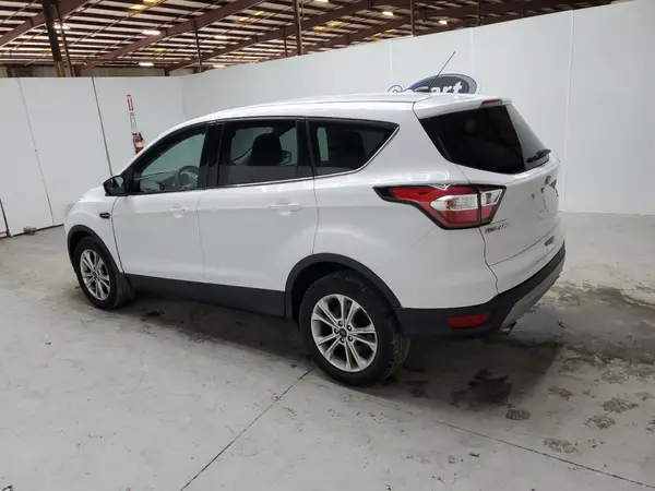 1FMCU0GD7HUB96657 2017 FORD ESCAPE - Image 2