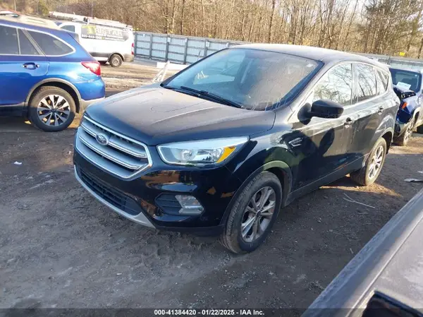 1FMCU0GD7HUB99350 2017 FORD ESCAPE - Image 2