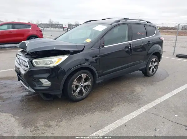 1FMCU0GD7HUC07009 2017 FORD ESCAPE - Image 2