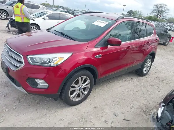 1FMCU0GD7HUC08032 2017 FORD ESCAPE - Image 2