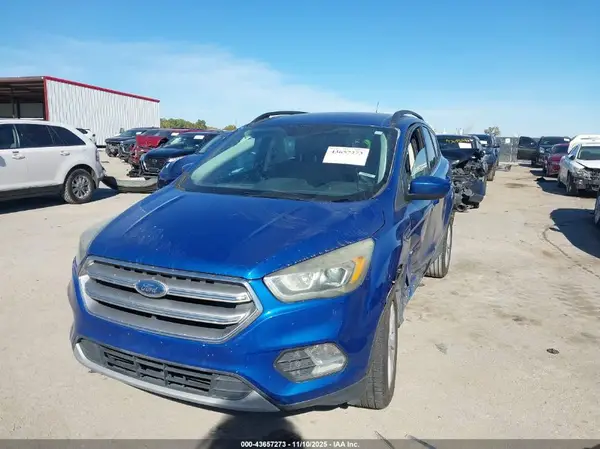 1FMCU0GD7HUC11965 2017 FORD ESCAPE - Image 2