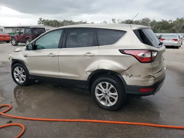1FMCU0GD7HUC19385 2017 FORD ESCAPE - Image 2