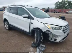 1FMCU0GD7HUC23033 2017 FORD ESCAPE