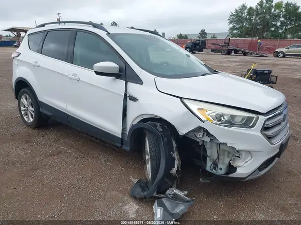 1FMCU0GD7HUC23033 2017 FORD ESCAPE - Image 1