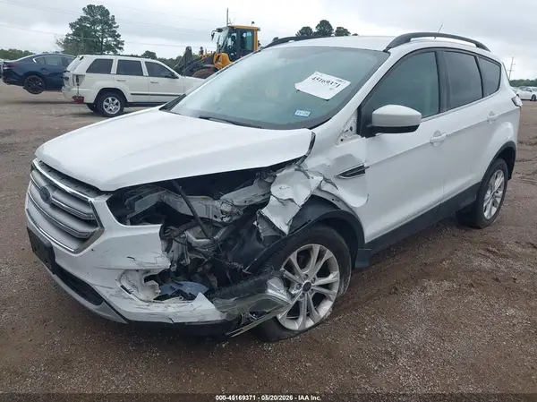 1FMCU0GD7HUC23033 2017 FORD ESCAPE - Image 2
