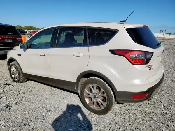 1FMCU0GD7HUC24523 2017 FORD ESCAPE - Image 2