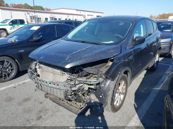1FMCU0GD7HUC59238 2017 FORD ESCAPE - Image 2