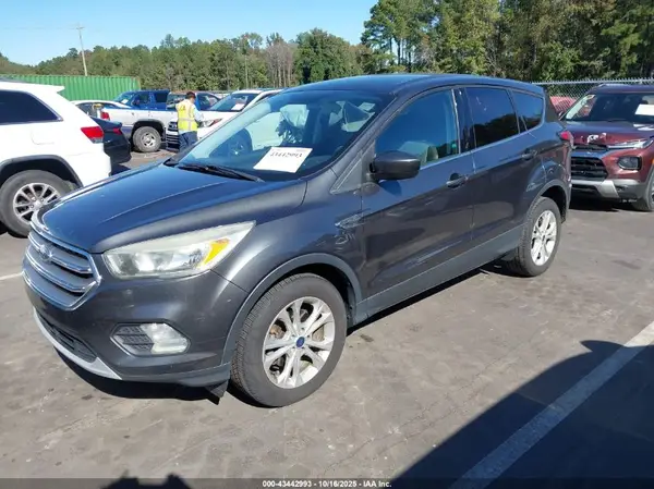 1FMCU0GD7HUC64827 2017 FORD ESCAPE - Image 2