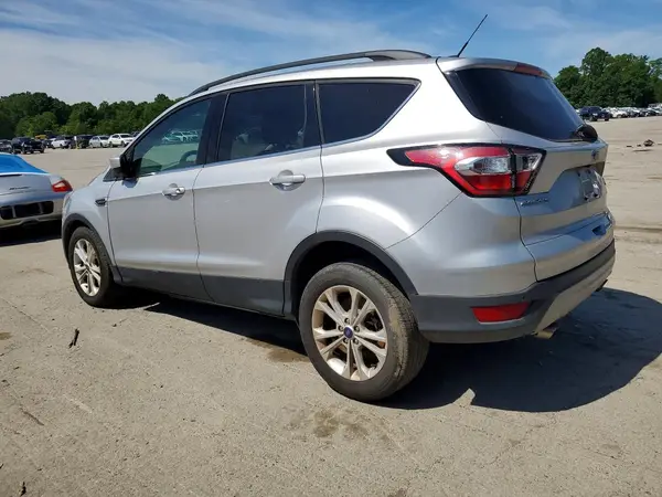 1FMCU0GD7HUC68165 2017 FORD ESCAPE - Image 2