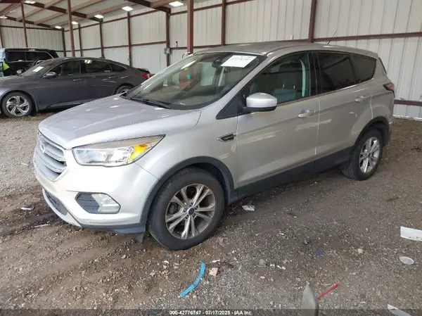1FMCU0GD7HUC81787 2017 FORD ESCAPE - Image 2