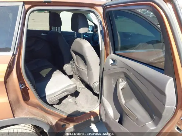 1FMCU0GD7HUC87802 2017 FORD ESCAPE - Image 8