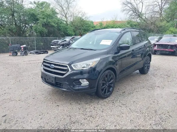 1FMCU0GD7HUD07773 2017 FORD ESCAPE - Image 2