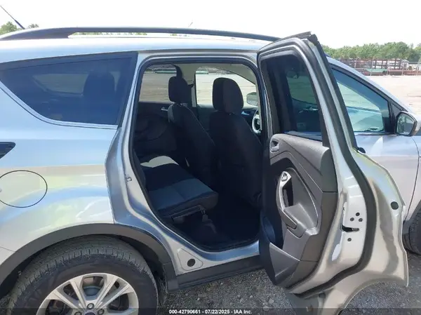 1FMCU0GD7HUD08180 2017 FORD ESCAPE - Image 8