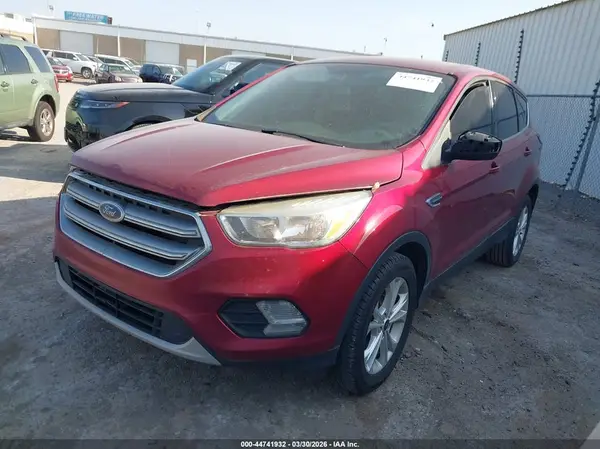 1FMCU0GD7HUD09443 2017 FORD ESCAPE - Image 2