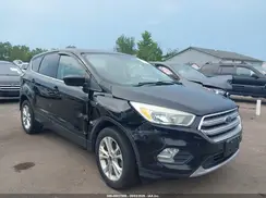 1FMCU0GD7HUD17106 2017 FORD ESCAPE