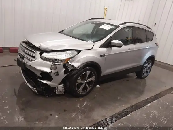 1FMCU0GD7HUD18367 2017 FORD ESCAPE - Image 2