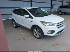 1FMCU0GD7HUD28283 2017 FORD ESCAPE