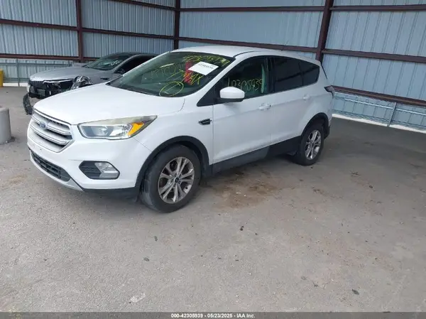 1FMCU0GD7HUD28283 2017 FORD ESCAPE - Image 2