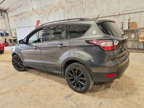1FMCU0GD7HUD57007 2017 FORD ESCAPE - Image 2