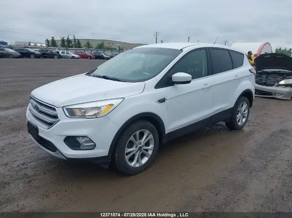 1FMCU0GD7HUD61719 2017 FORD ESCAPE - Image 2