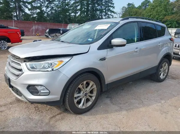 1FMCU0GD7HUD84594 2017 FORD ESCAPE - Image 2