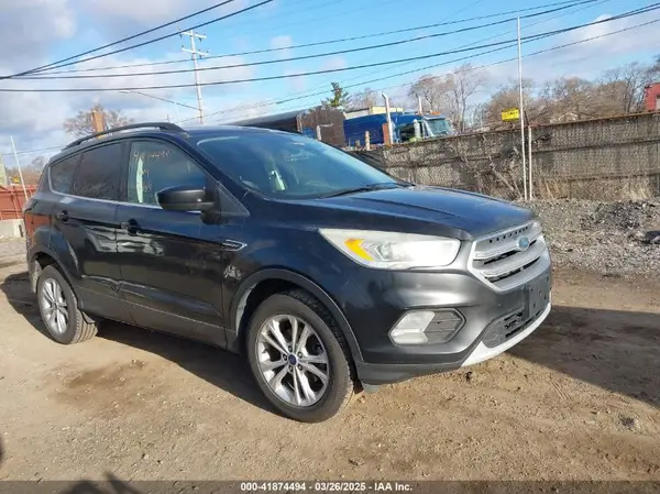 1FMCU0GD7HUD85843 2017 FORD ESCAPE - Image 1