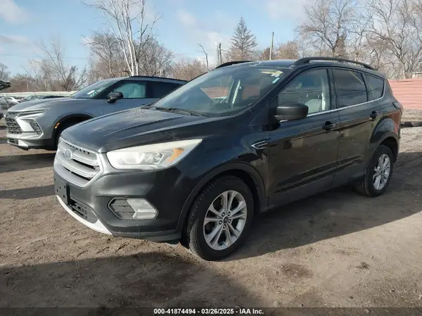 1FMCU0GD7HUD85843 2017 FORD ESCAPE - Image 2