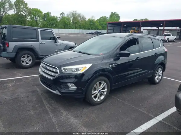 1FMCU0GD7HUD94493 2017 FORD ESCAPE - Image 2