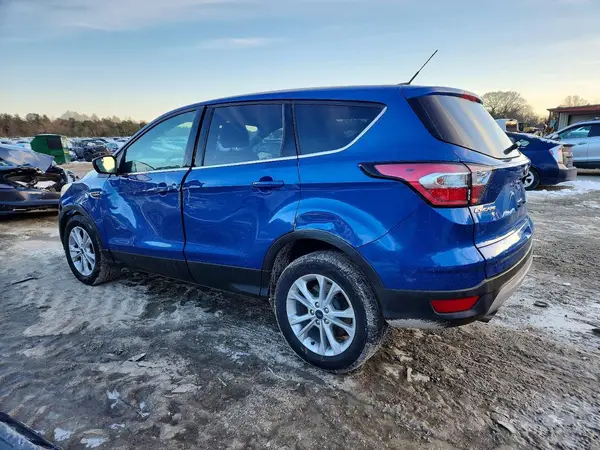 1FMCU0GD7HUE00163 2017 FORD ESCAPE - Image 2