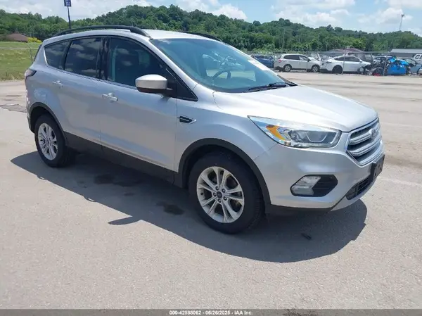 1FMCU0GD7HUE15875 2017 FORD ESCAPE - Image 1