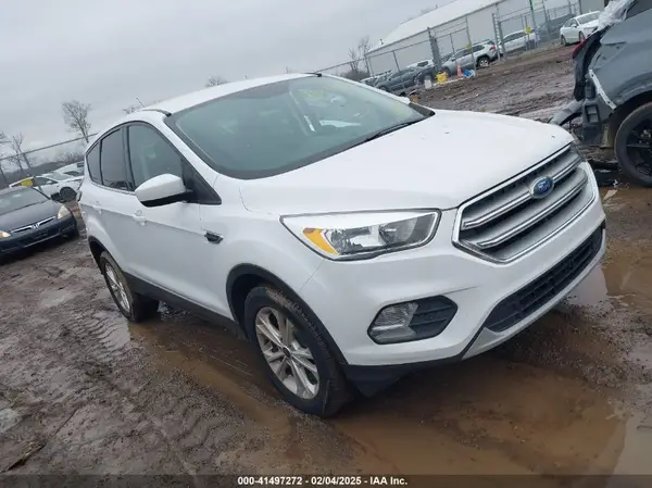 1FMCU0GD7HUE17030 2017 FORD ESCAPE - Image 1