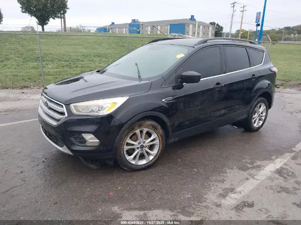 1FMCU0GD7HUE26472 2017 FORD ESCAPE - Image 2