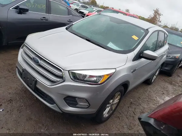 1FMCU0GD7HUE39254 2017 FORD ESCAPE - Image 2