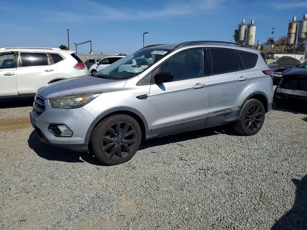 1FMCU0GD7HUE74005 2017 FORD ESCAPE - Image 1