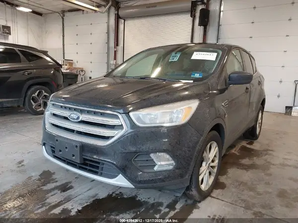 1FMCU0GD7HUE82993 2017 FORD ESCAPE - Image 2