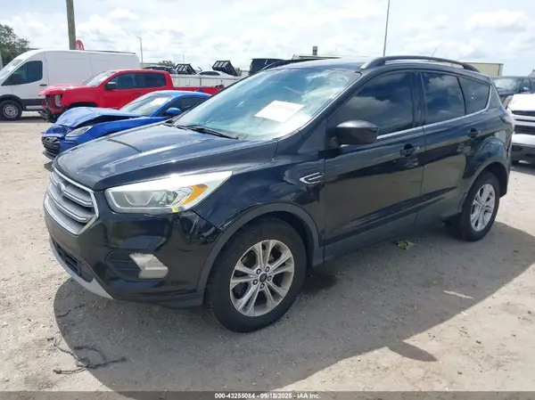 1FMCU0GD7HUE92973 2017 FORD ESCAPE - Image 2