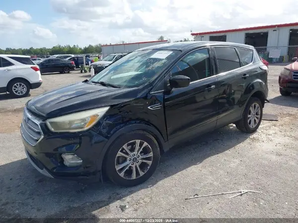 1FMCU0GD7HUF01140 2017 FORD ESCAPE - Image 2