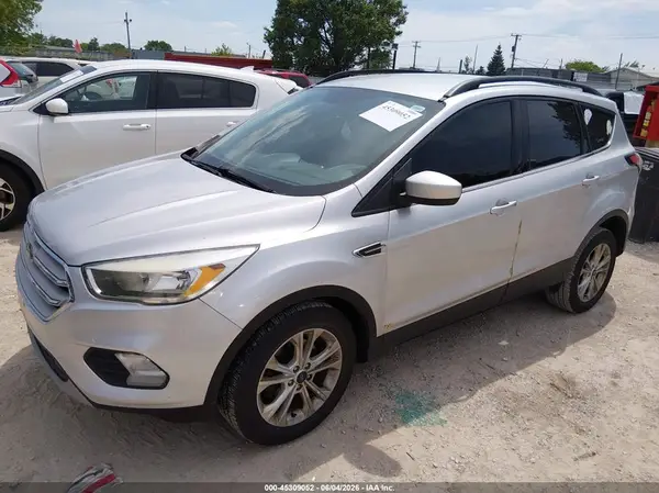 1FMCU0GD7JUA20830 2018 FORD ESCAPE - Image 2
