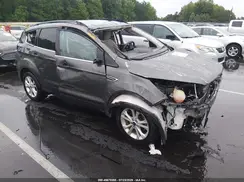 1FMCU0GD7JUA42889 2018 FORD ESCAPE