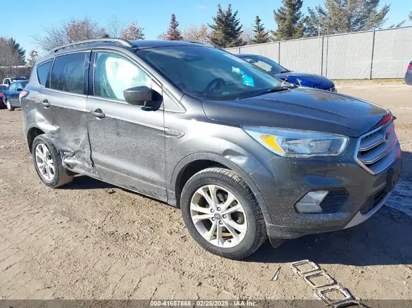 1FMCU0GD7JUA61460 2018 FORD ESCAPE - Image 1