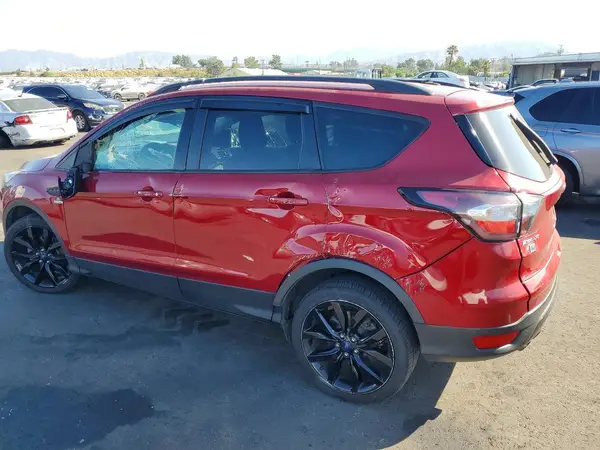 1FMCU0GD7JUB14352 2018 FORD ESCAPE - Image 2