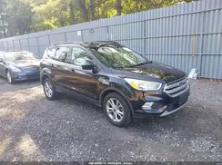 1FMCU0GD7JUB16165 2018 FORD ESCAPE