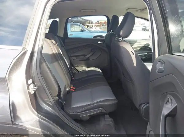 1FMCU0GD7JUB38361 2018 FORD ESCAPE - Image 8
