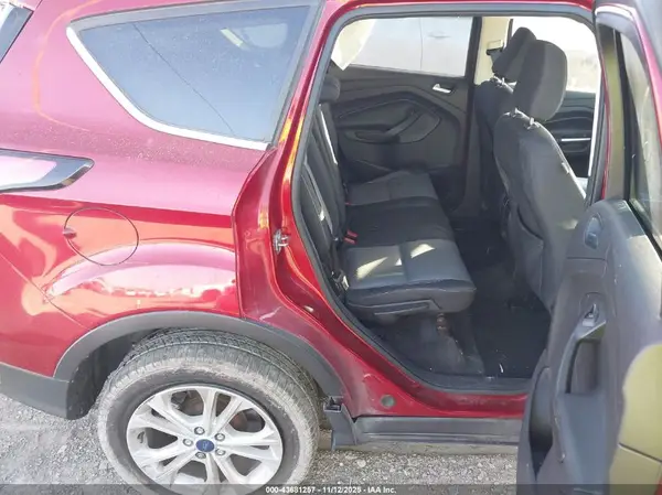 1FMCU0GD7JUB40935 2018 FORD ESCAPE - Image 8